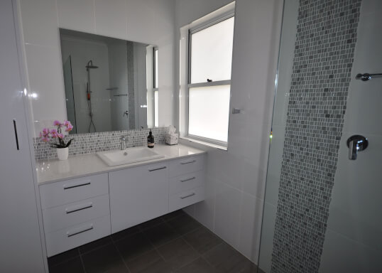 CDCM Kitchens + Bathrooms Kitchens, Bathrooms and Cabinetry featuring high quality design and workmanship