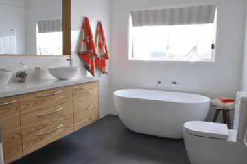 Bathrooms - CDCM Kitchens + Bathrooms